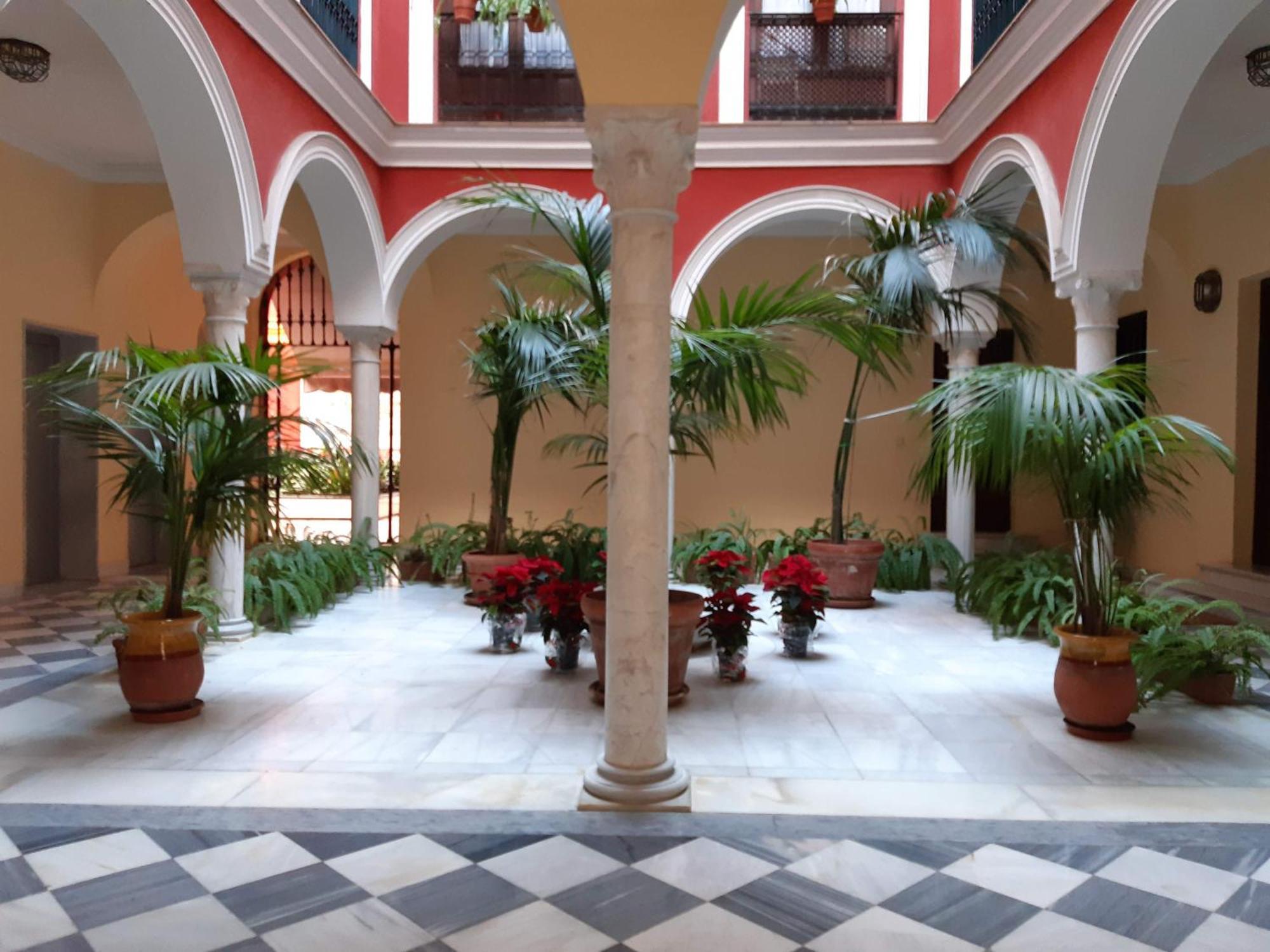 Pilatos Central Superior Sevilla Exterior foto